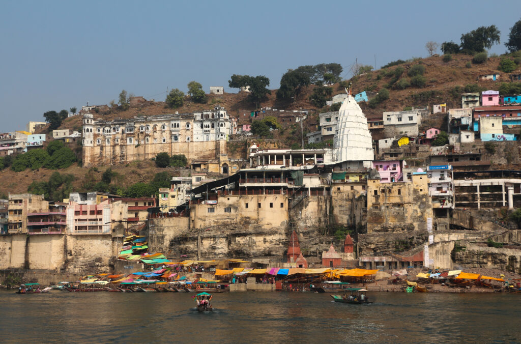 What is the story behind Shree Omkareshwar JyotirlingaOmkareshwar TempleOmkareshwar Jyotirlinga Temple